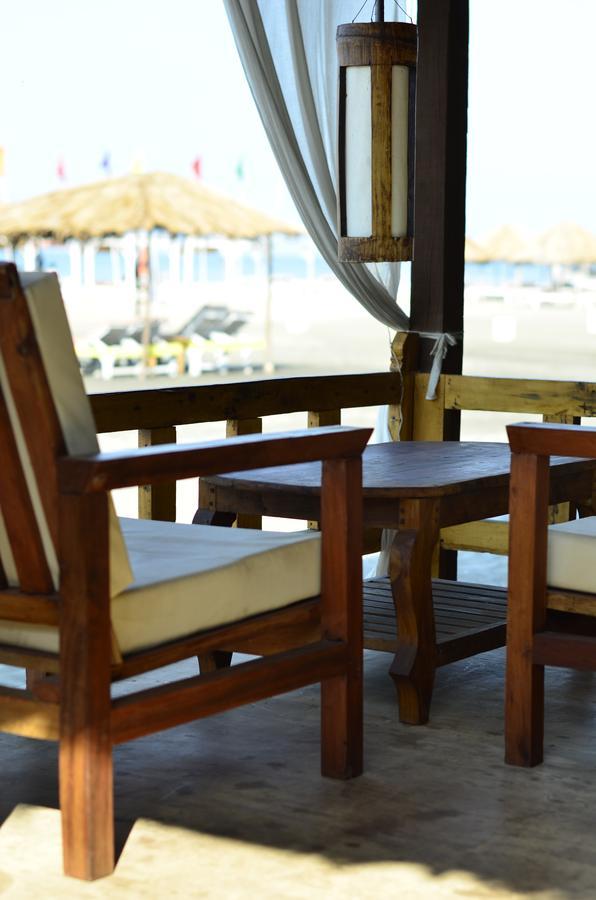 Sea Bird Beach Cafe & Cottages Morjim Eksteriør billede