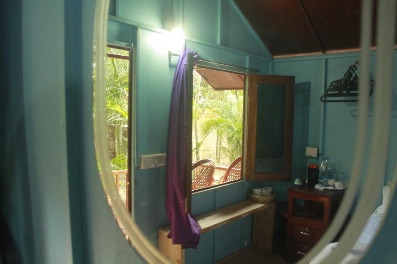 Sea Bird Beach Cafe & Cottages Morjim Eksteriør billede