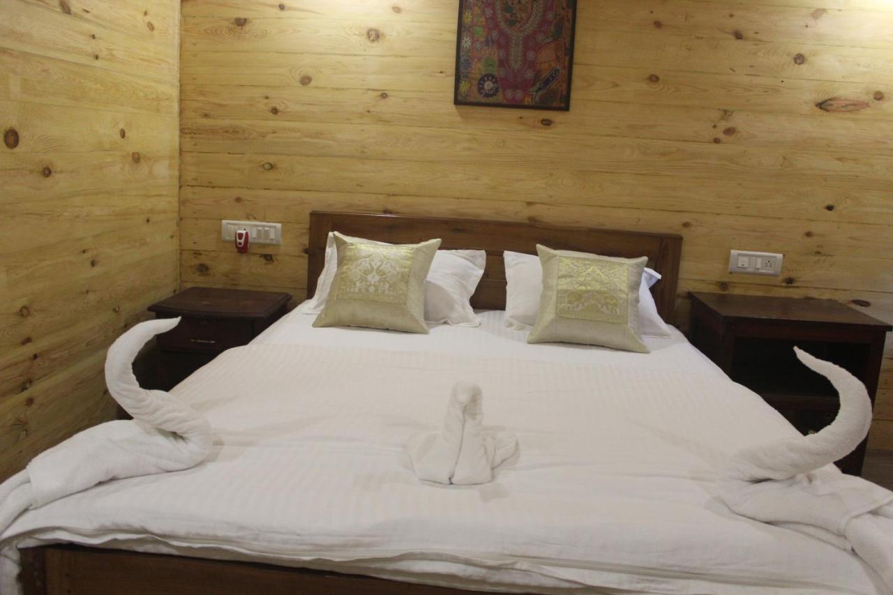 Sea Bird Beach Cafe & Cottages Morjim Eksteriør billede